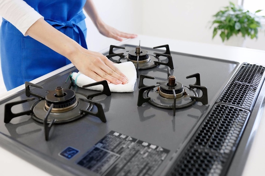 ガスレンジの油汚れを落とす酸素の洗剤サンソリキ